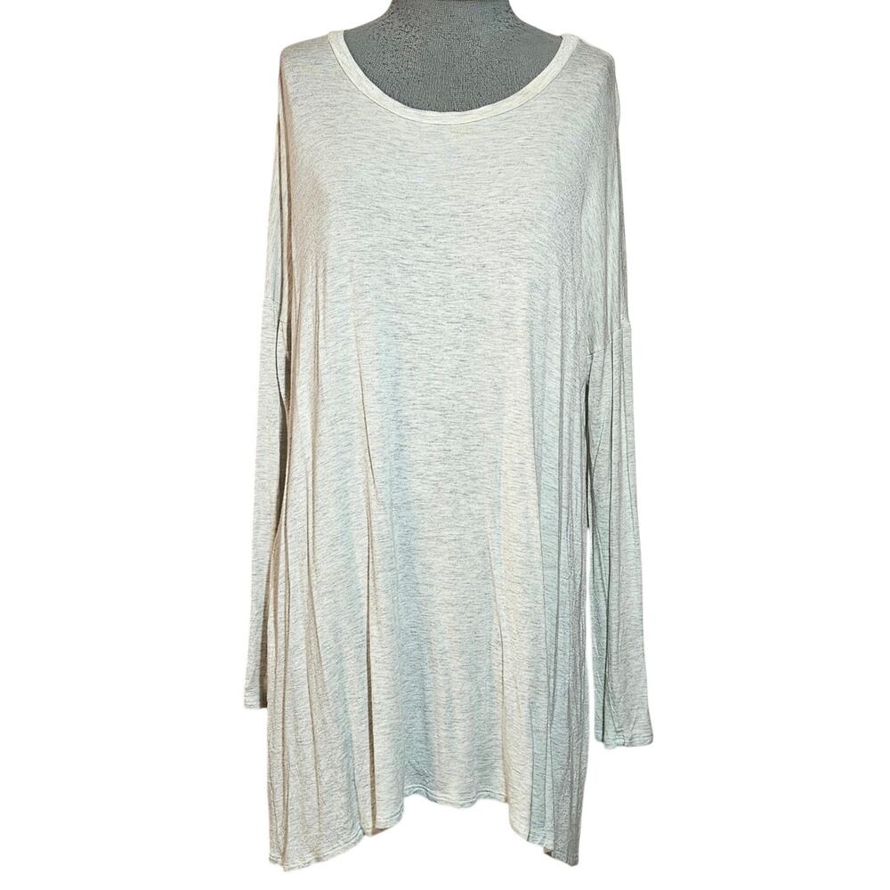 Light Gray Long Sleeve Tunic Length Top Size Medium